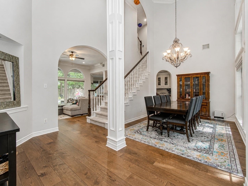 110 Capstone Circle - Photo 2