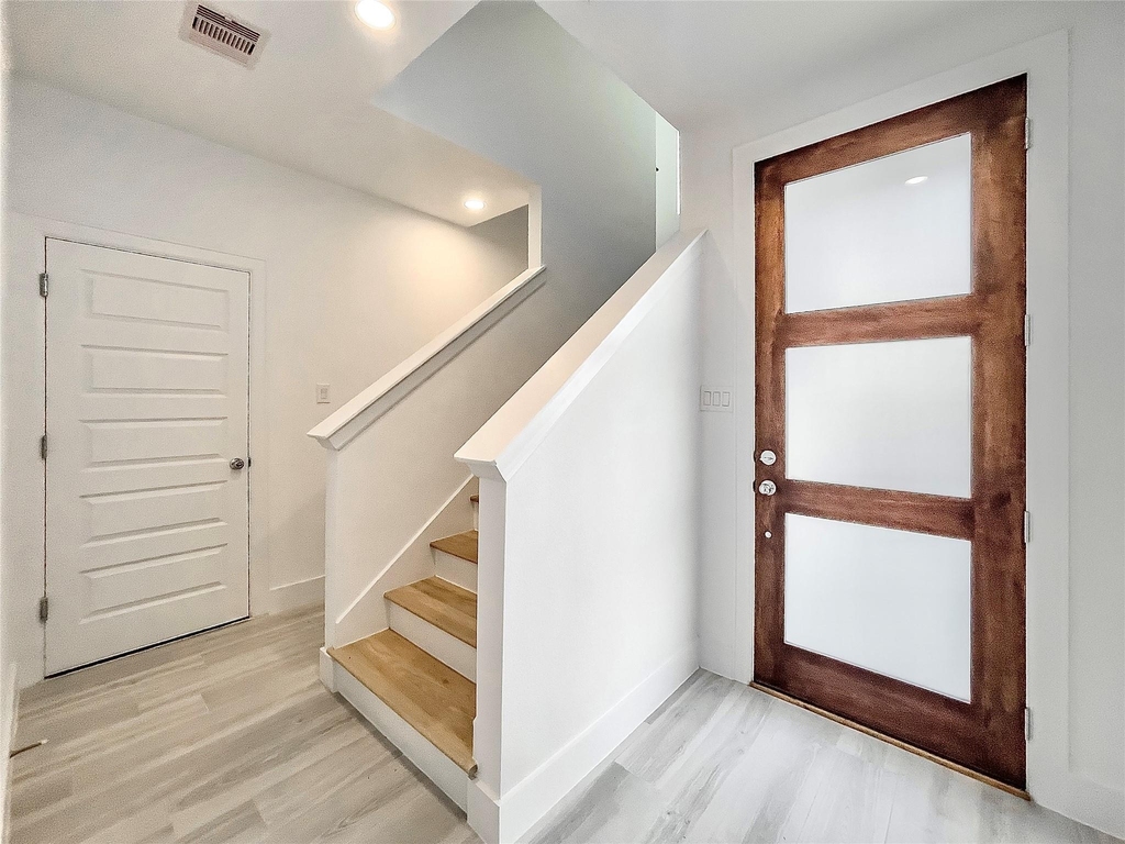 7711 Westside Villas Lane - Photo 4