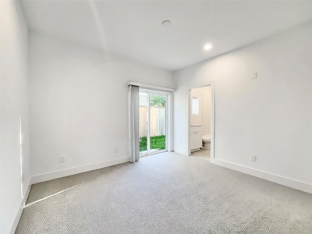 7711 Westside Villas Lane - Photo 5