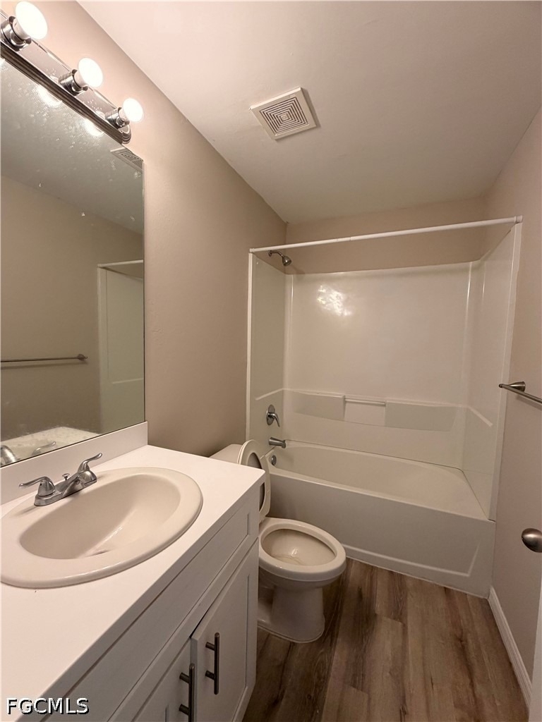 1252 County Street E - Photo 15