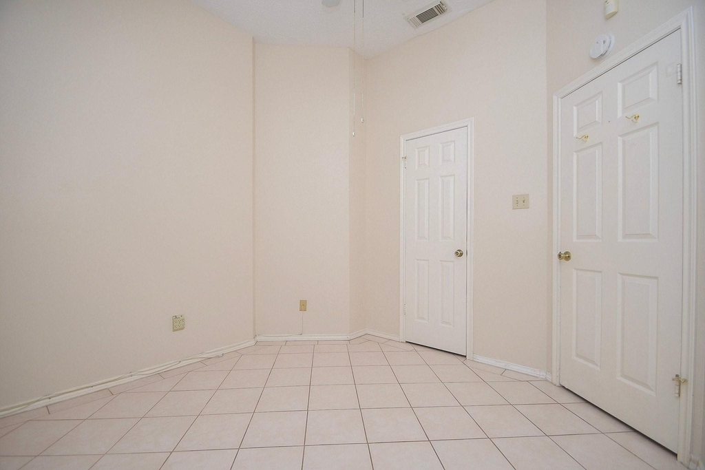 22518 Rangeview Drive - Photo 15
