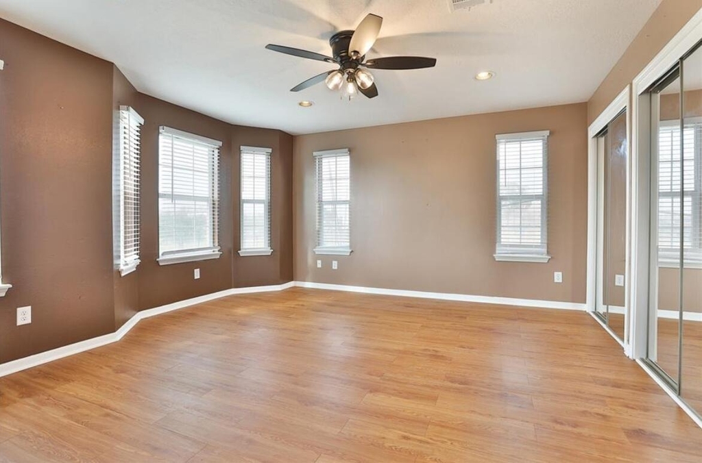 9042 Mcgallion Road - Photo 10