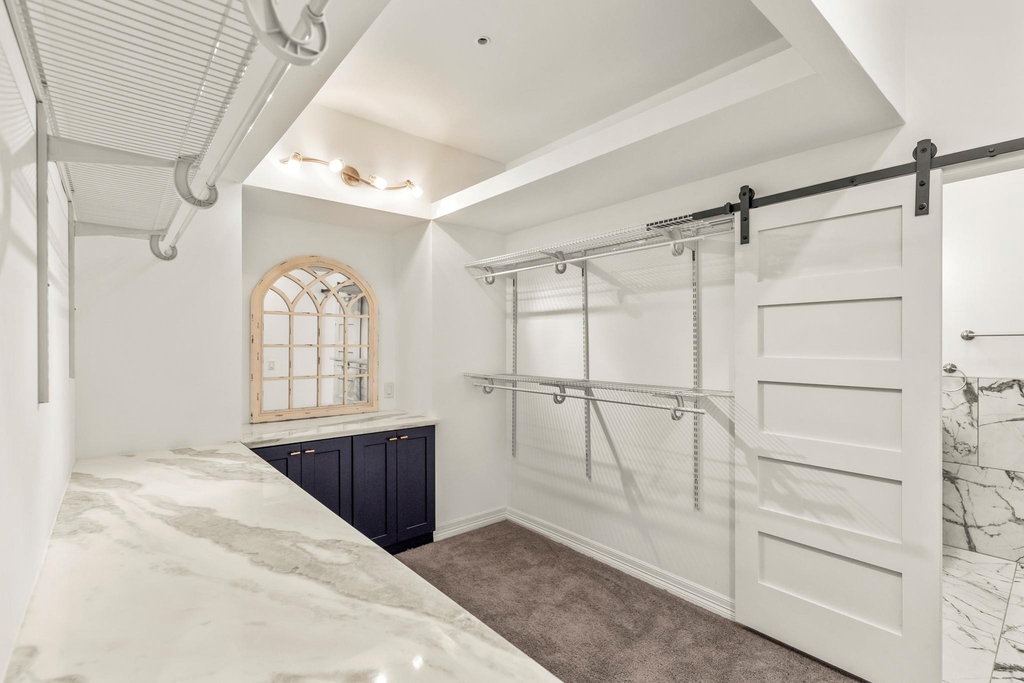 712 Parker Street - Photo 12