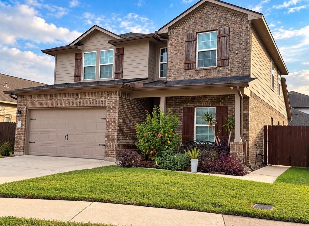 5402 Madison Lee Lane - Photo 0