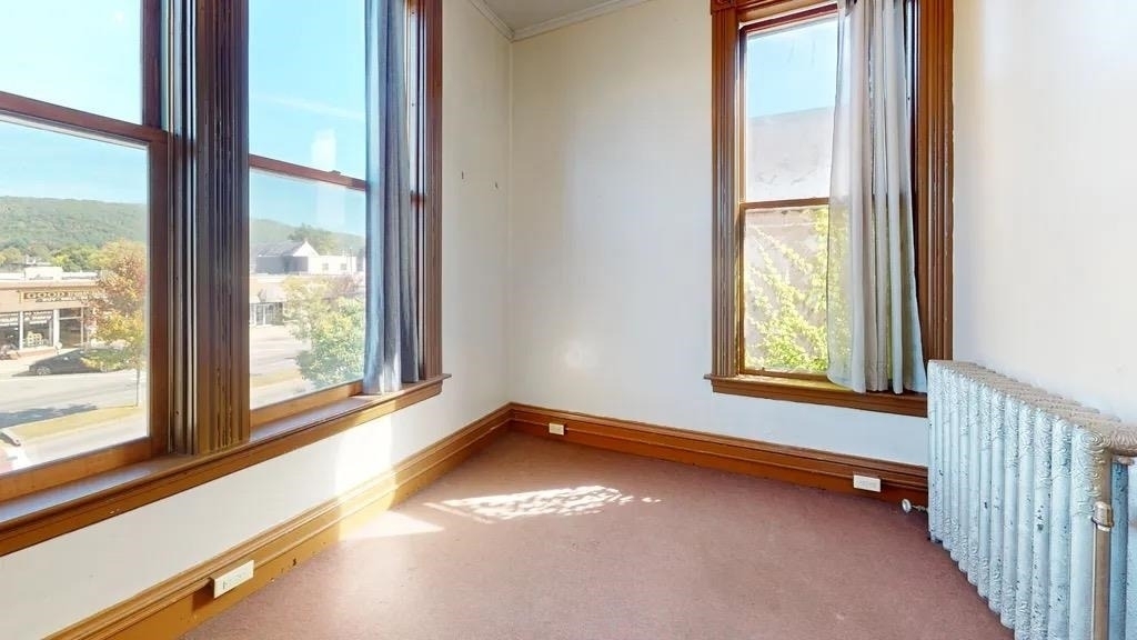 101 Main - Photo 2