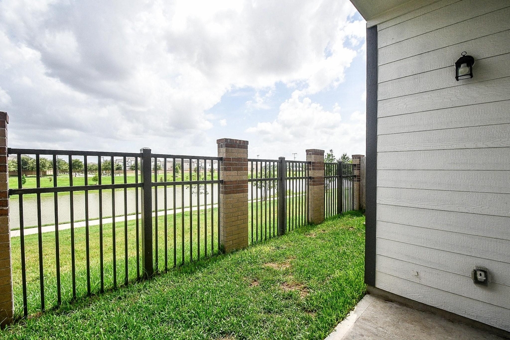 10047 Cloud Mist Drive - Photo 21