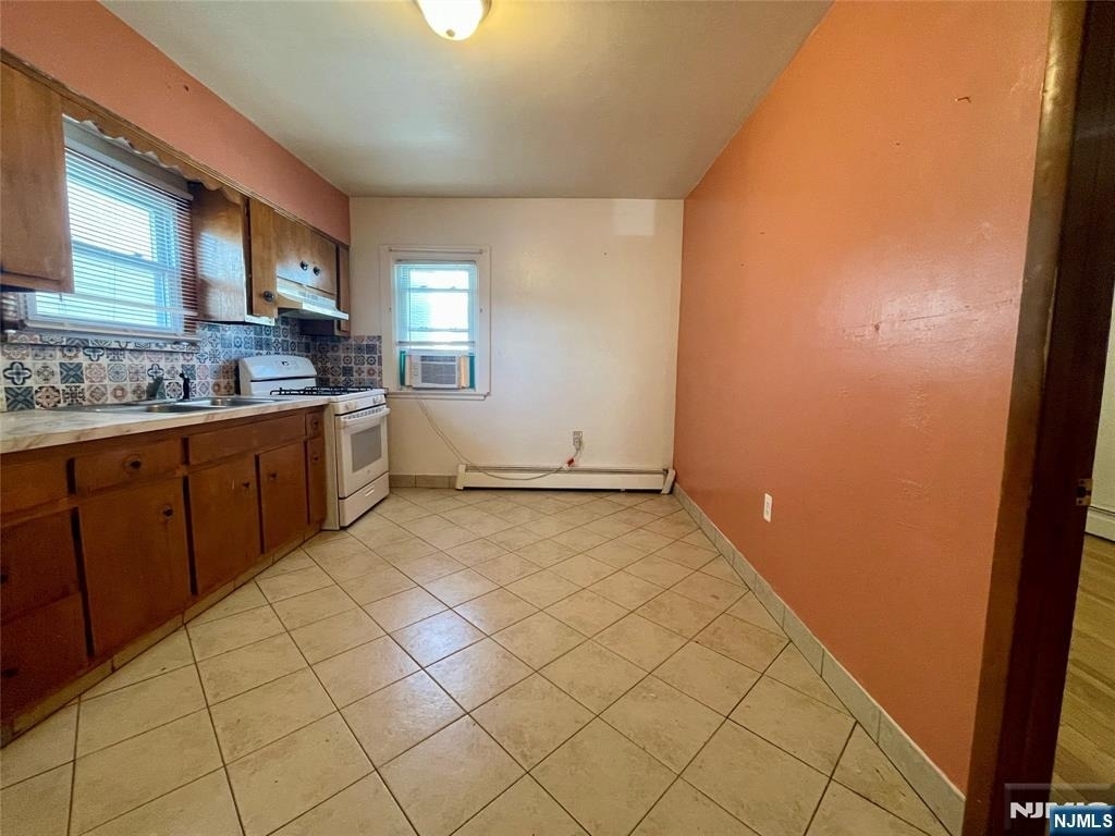 302 N 2nd - Photo 5