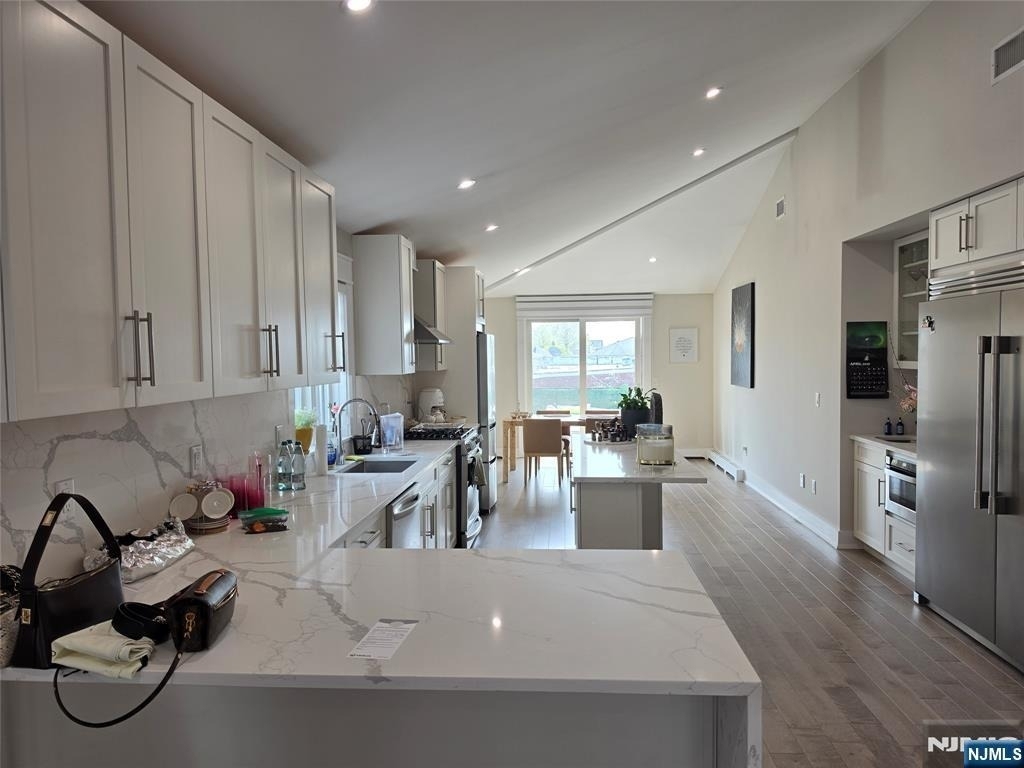 60 Brinkerhoff - Photo 3