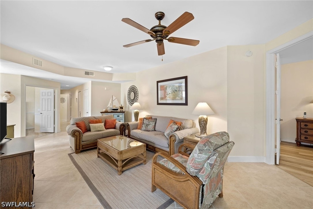 27190 Oakwood Lake Drive - Photo 4