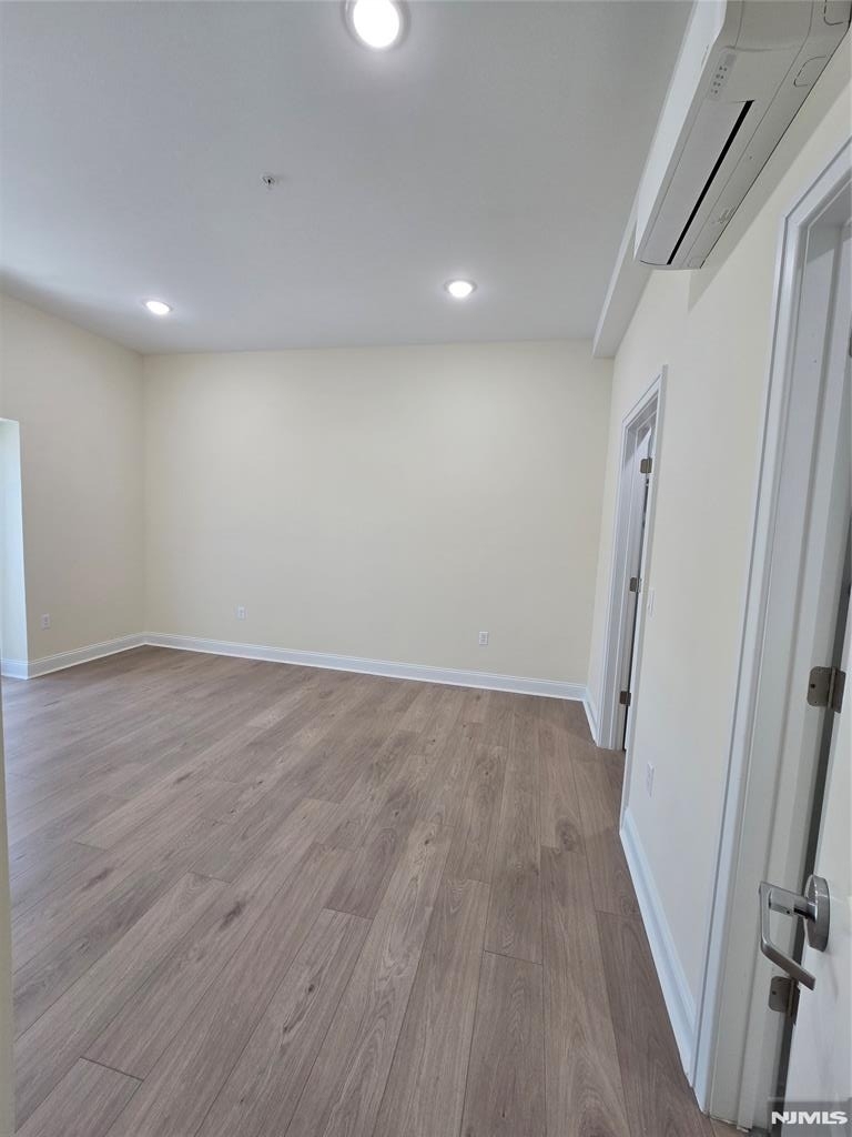 512 Kearny - Photo 9