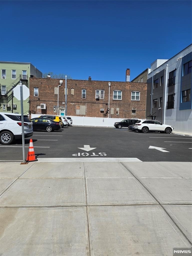 512 Kearny - Photo 16