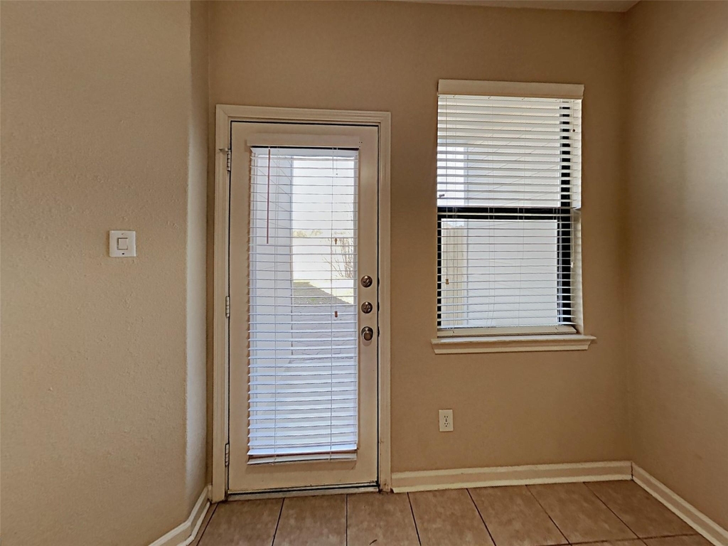 29712 Buffalo Canyon Drive - Photo 3
