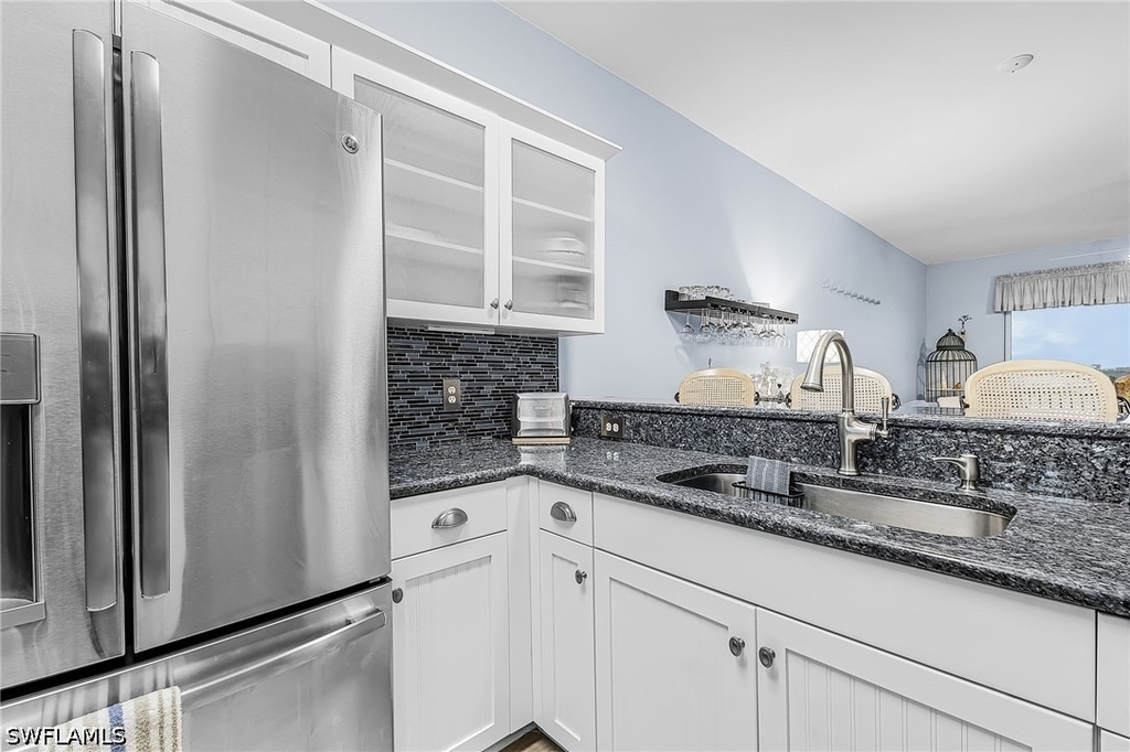 2750 Cypress Trace Circle - Photo 2