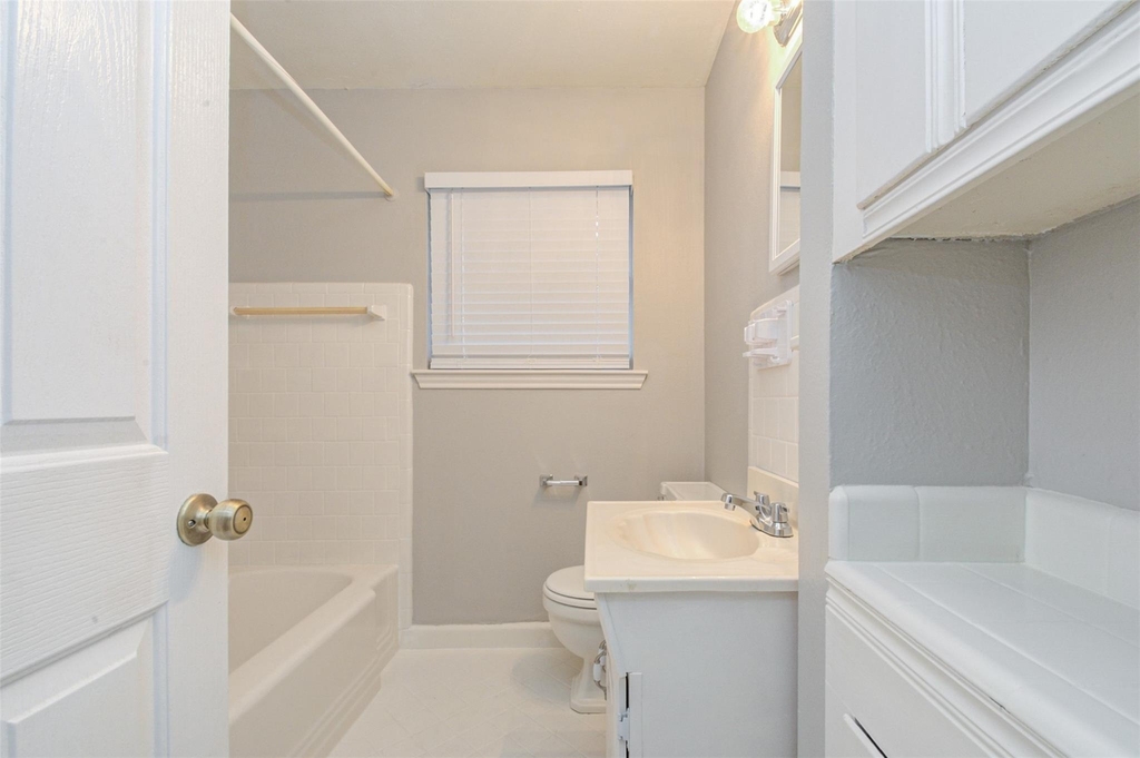 2219 Wakefield Drive - Photo 14