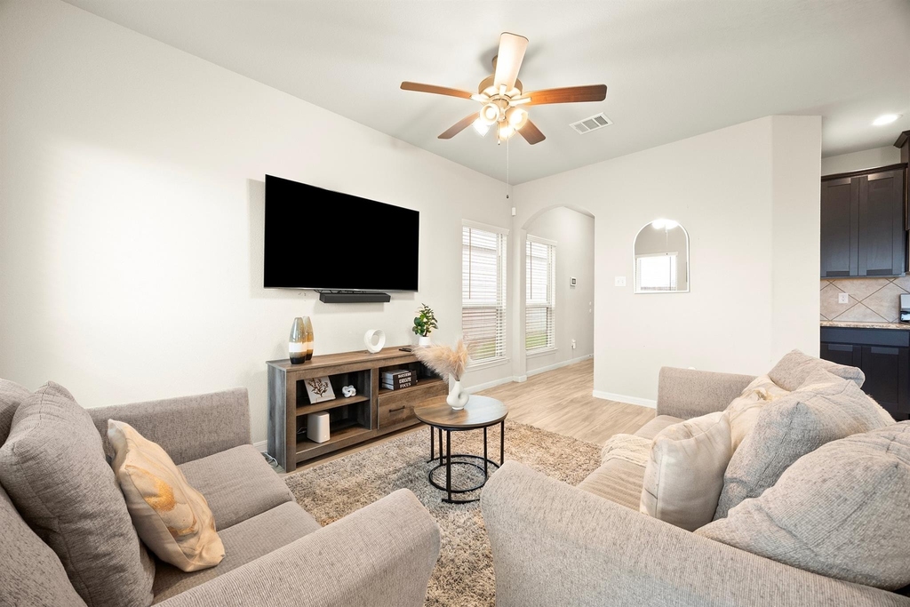 6516 Macroom Meadows Lane - Photo 4