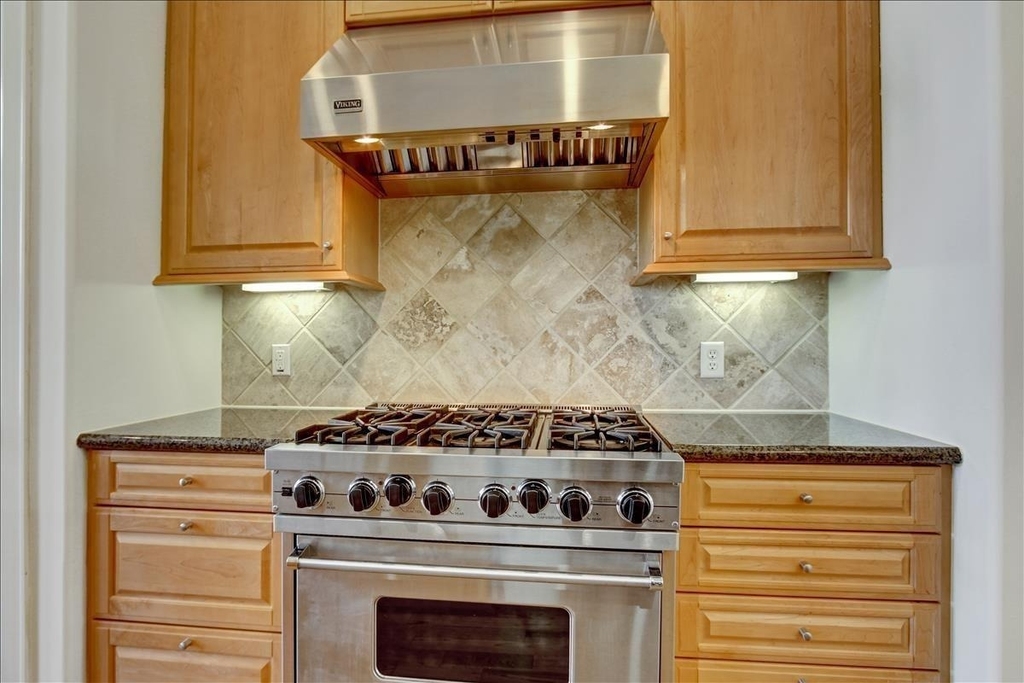 2318 Welch Street - Photo 13