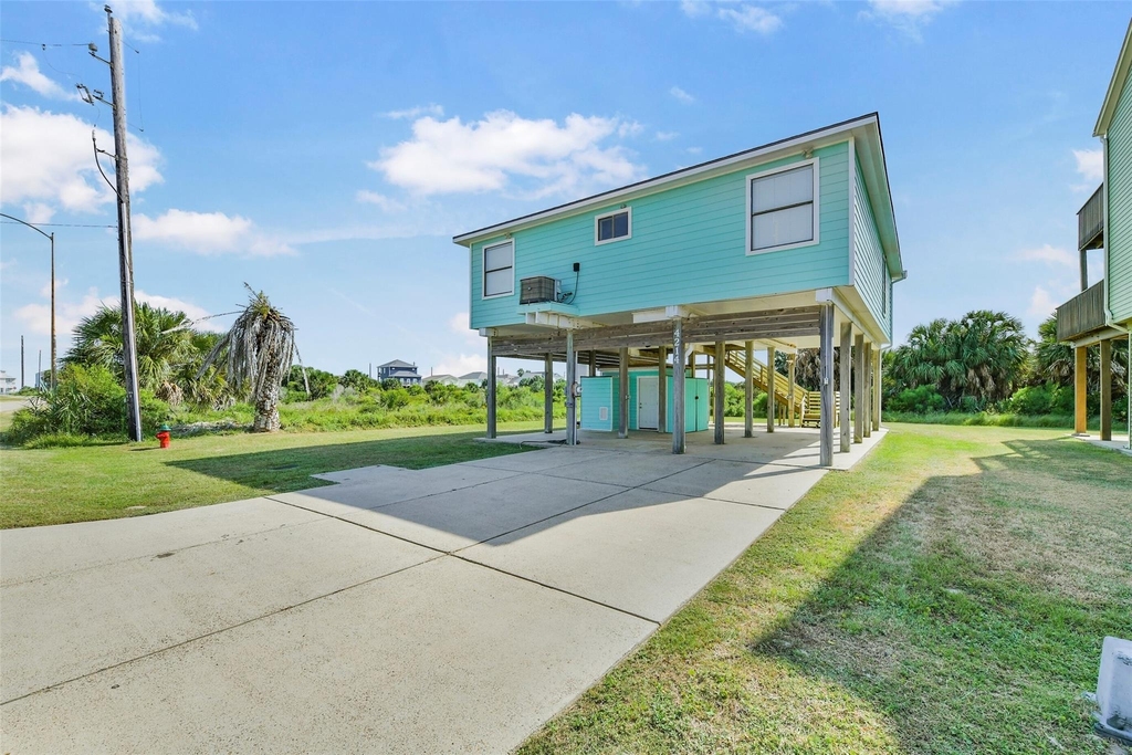 4214 Nueces Drive - Photo 1