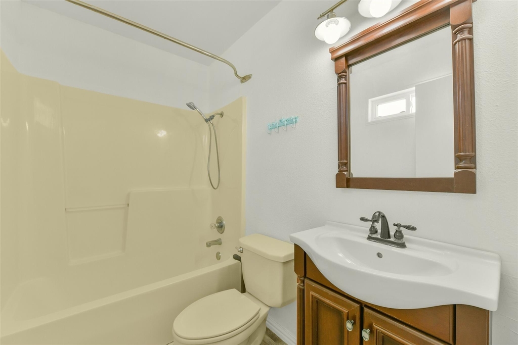 4214 Nueces Drive - Photo 15