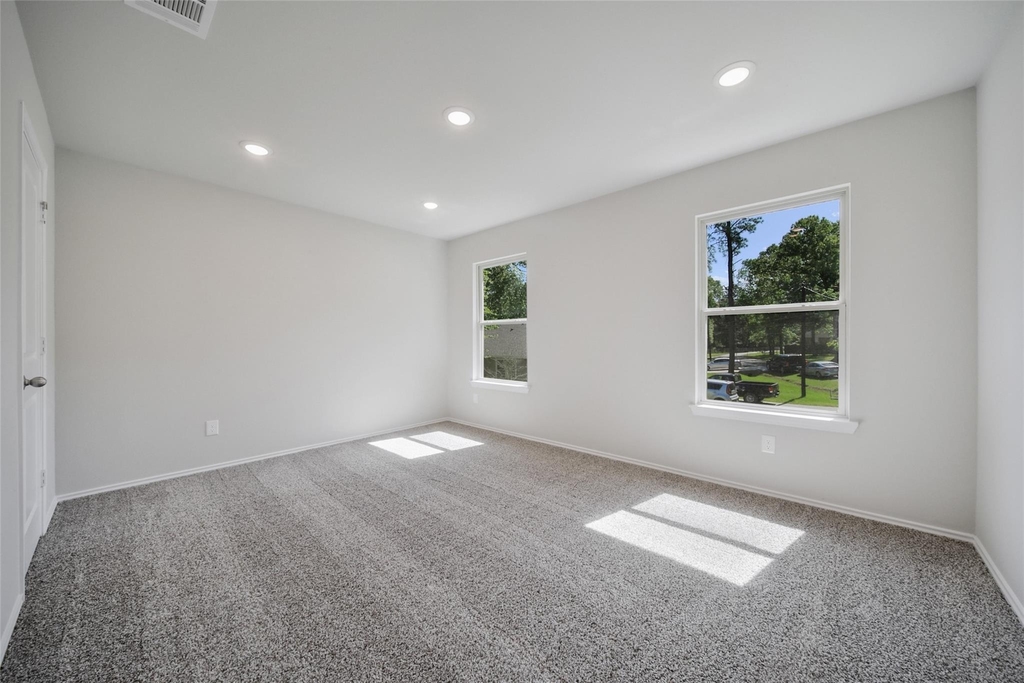 1111 Yellowstone River Rd - Photo 15