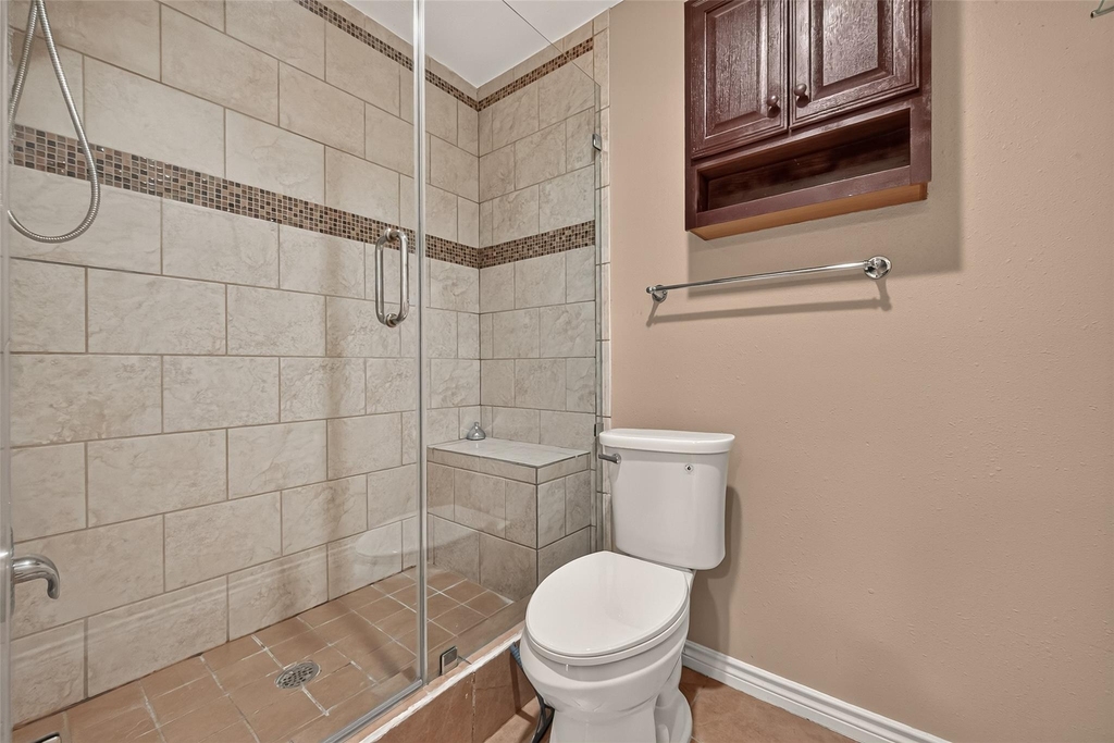 7402 Londres Drive - Photo 30