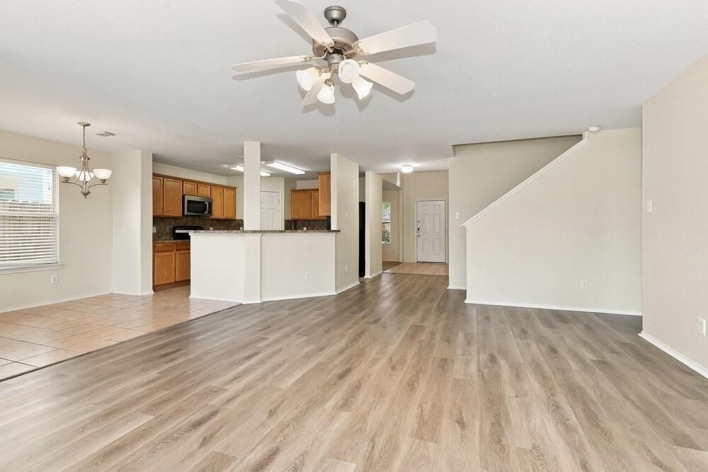9619 Siano Pines Drive - Photo 3