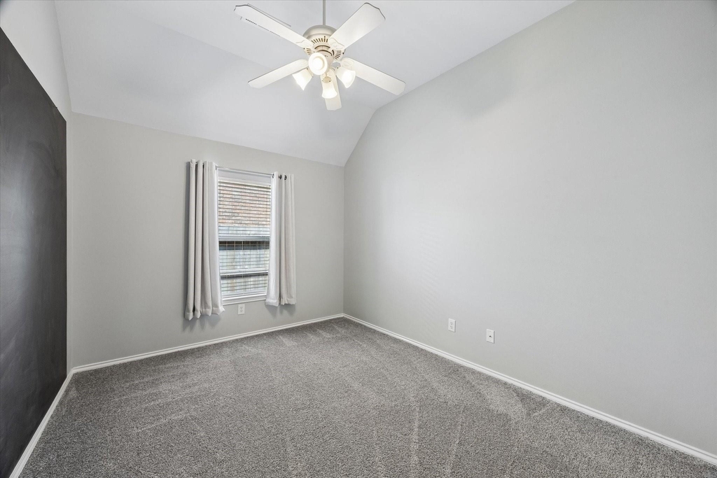 3118 Valley Court - Photo 16