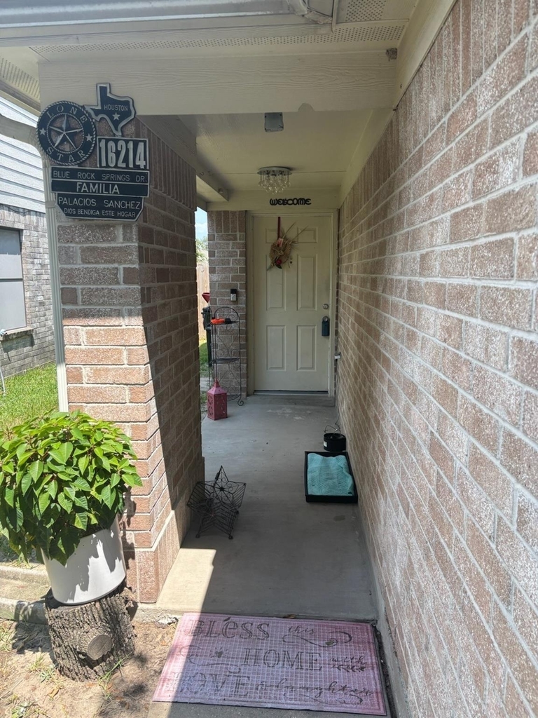 16214 Blue Rock Springs - Photo 3
