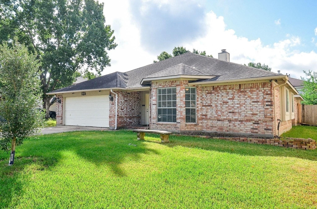 19715 Lindenfield Court - Photo 1