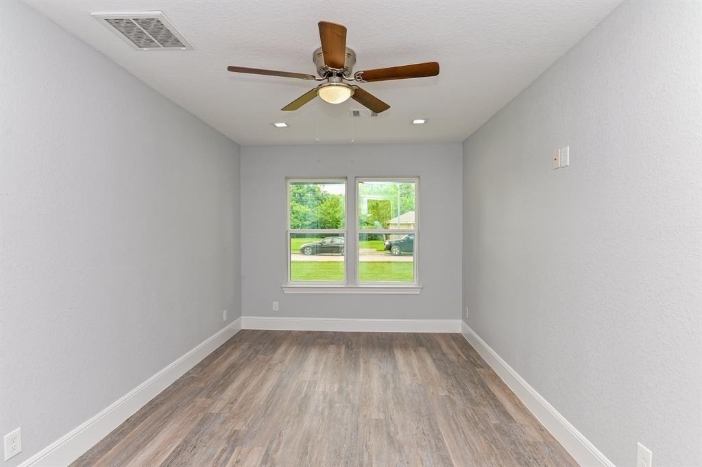 5215 Cosby Street - Photo 9