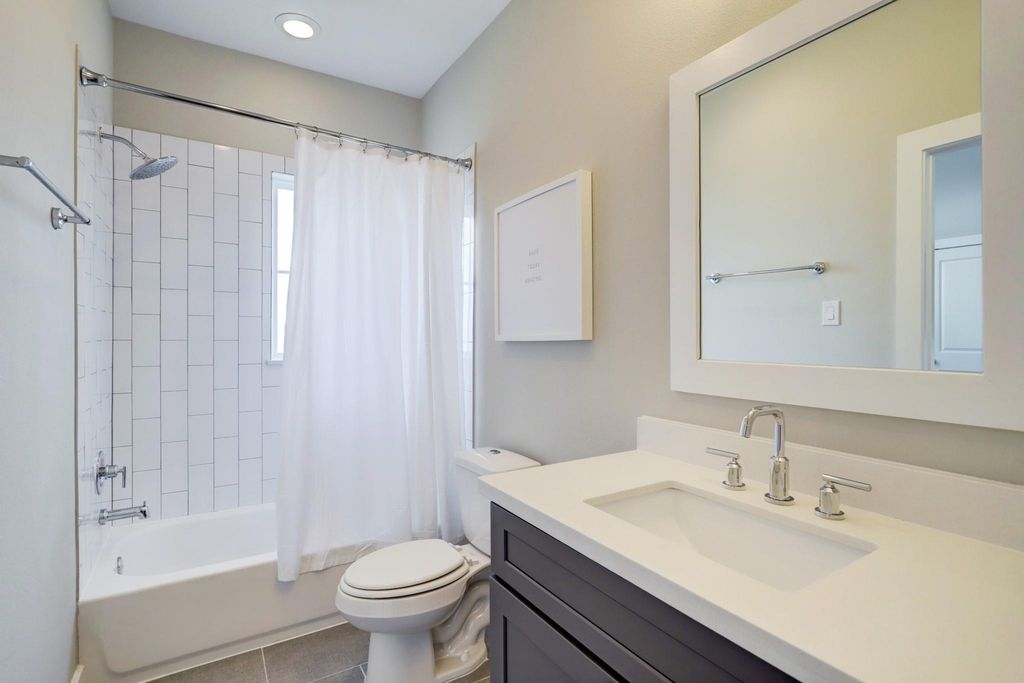 4202 Gillespie Street - Photo 10