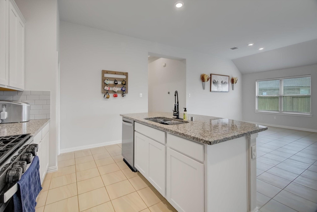3334 Tug Way - Photo 13