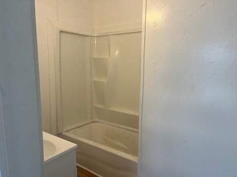 718 W 4th Street - Photo 3
