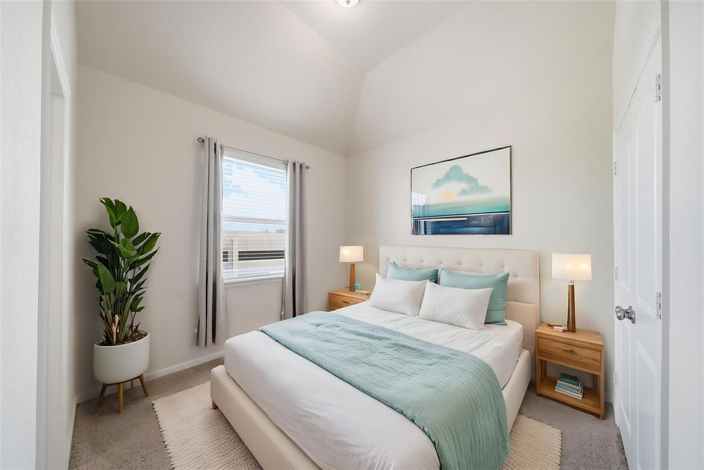 10616 Centre Shadows Drive - Photo 14