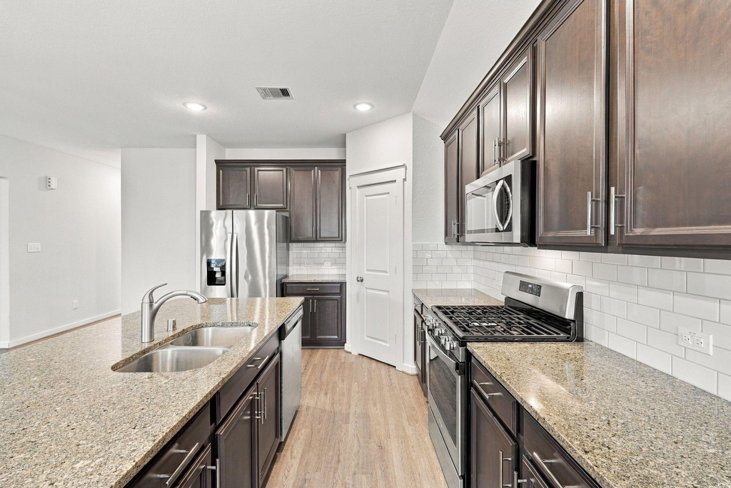 12408 Southern Trail Court - Photo 20
