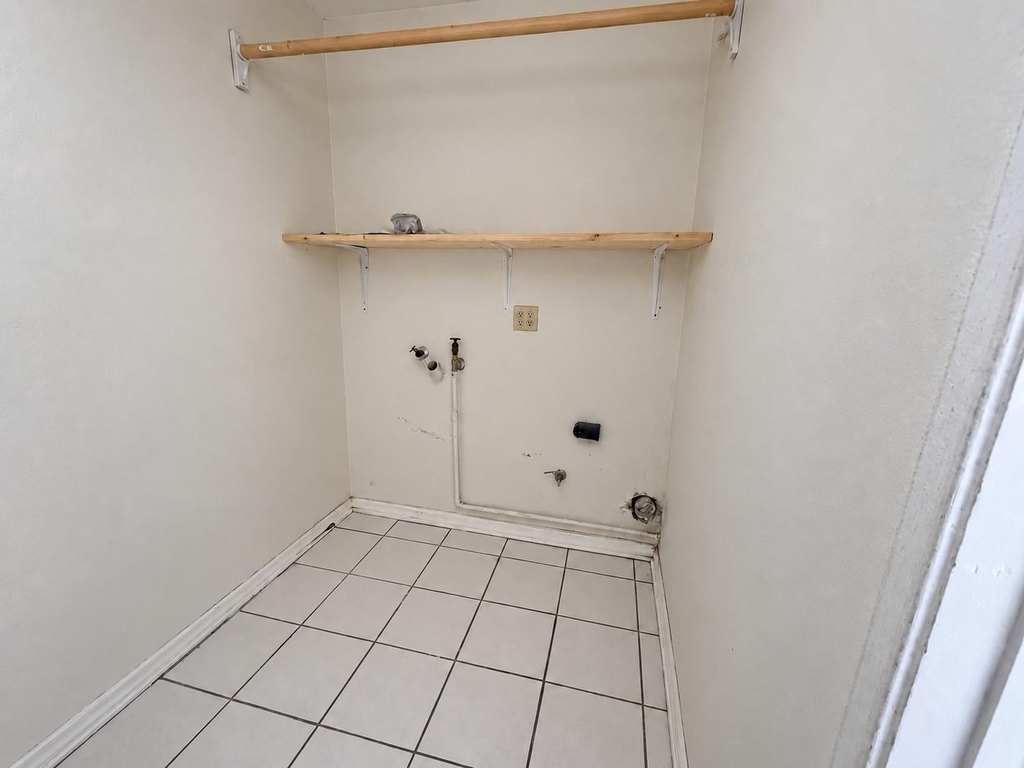 10434 Carlow Lane - Photo 9