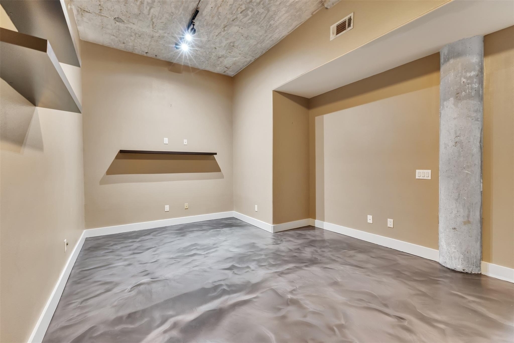 2323 Polk Street - Photo 6