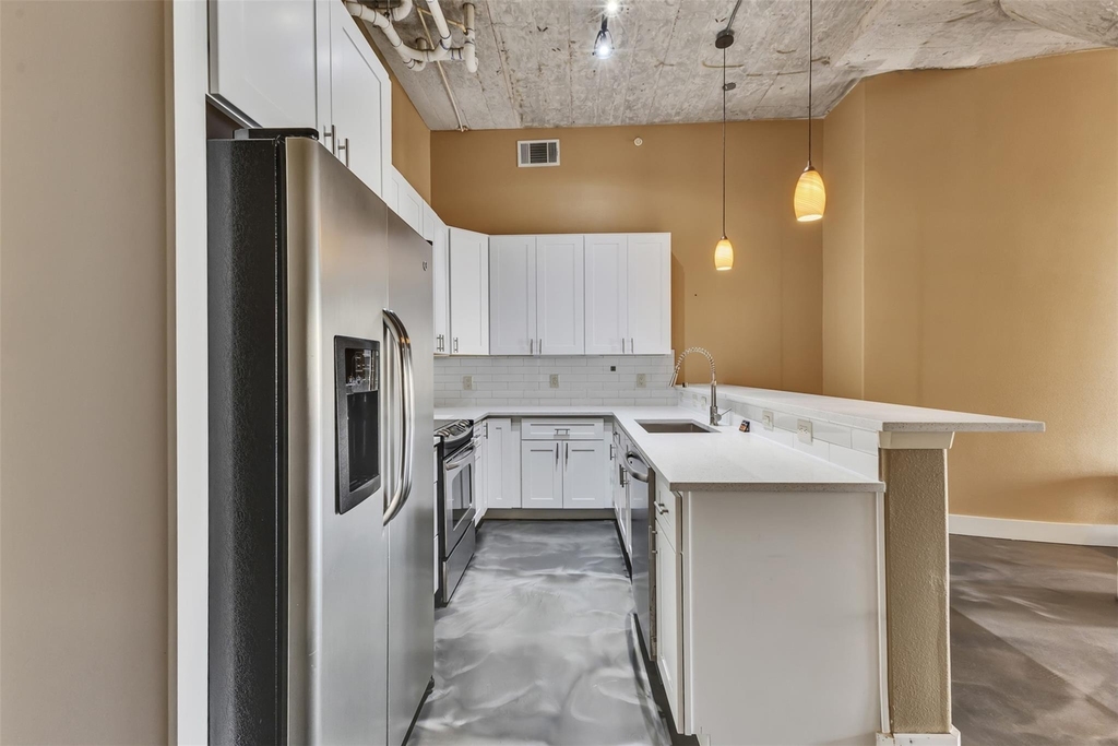 2323 Polk Street - Photo 10
