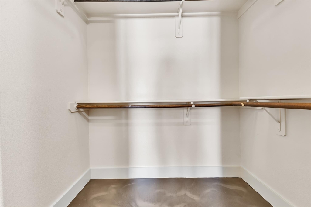 2323 Polk Street - Photo 16