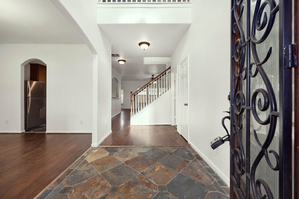 10003 Lynette Falls Drive - Photo 2