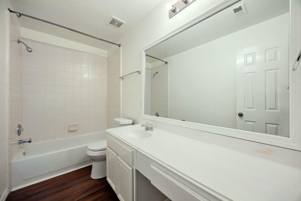 10003 Lynette Falls Drive - Photo 37