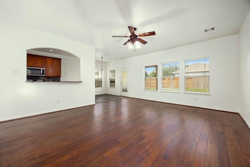10003 Lynette Falls Drive - Photo 3