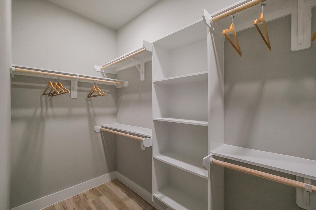 8328 Mariah Street - Photo 8