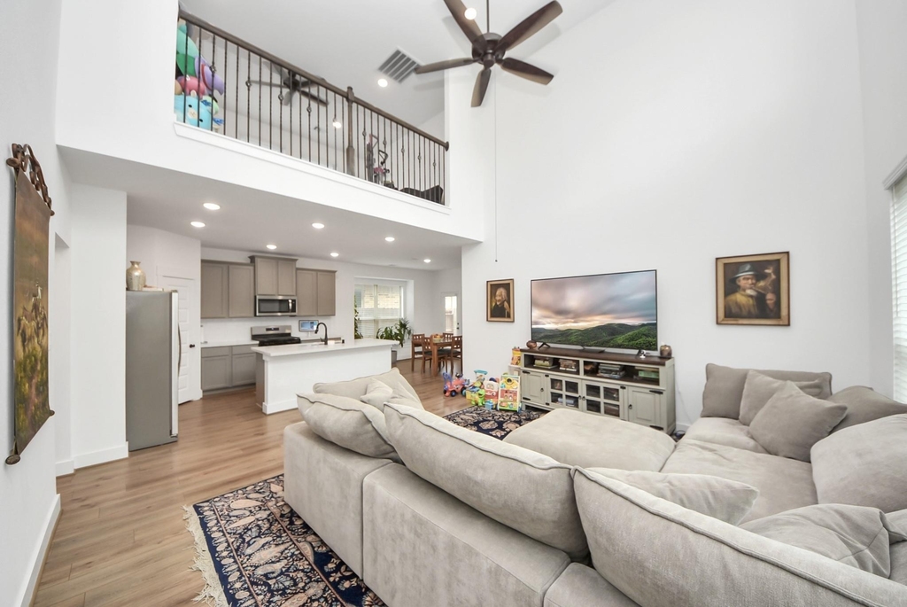 21314 Barcelona Heights Trail - Photo 4