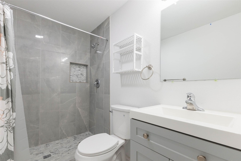 908 Jewett Street - Photo 15