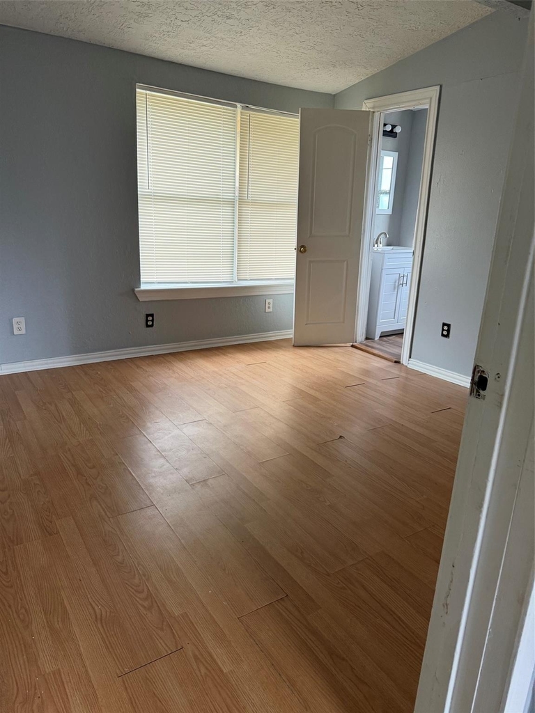 818 N Commerce Street - Photo 7