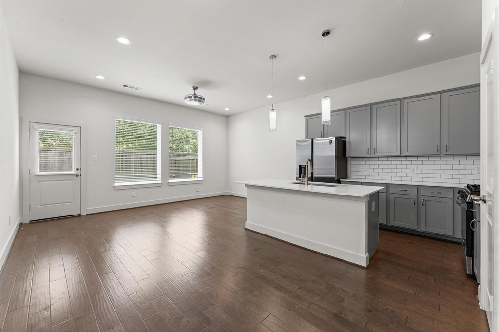 4163 Griggs Road - Photo 5