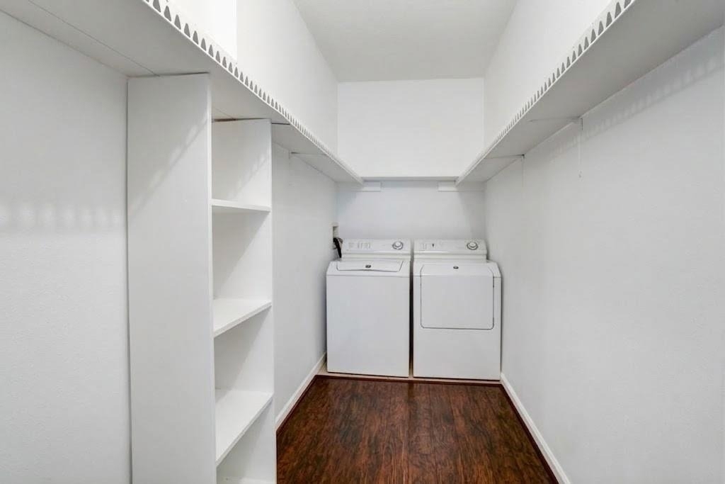 2100 Tanglewilde Street - Photo 9