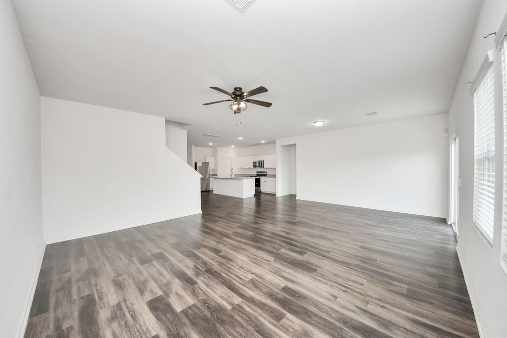 2056 Spindletree Lane - Photo 14