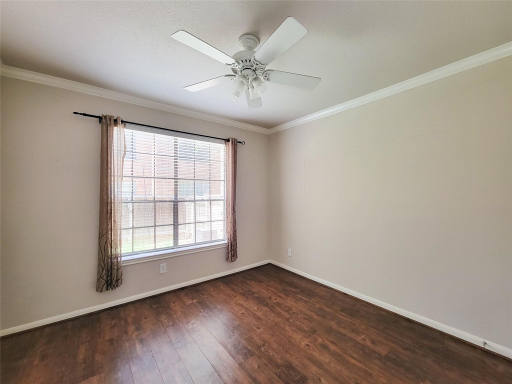 2255 Braeswood Park - Photo 21
