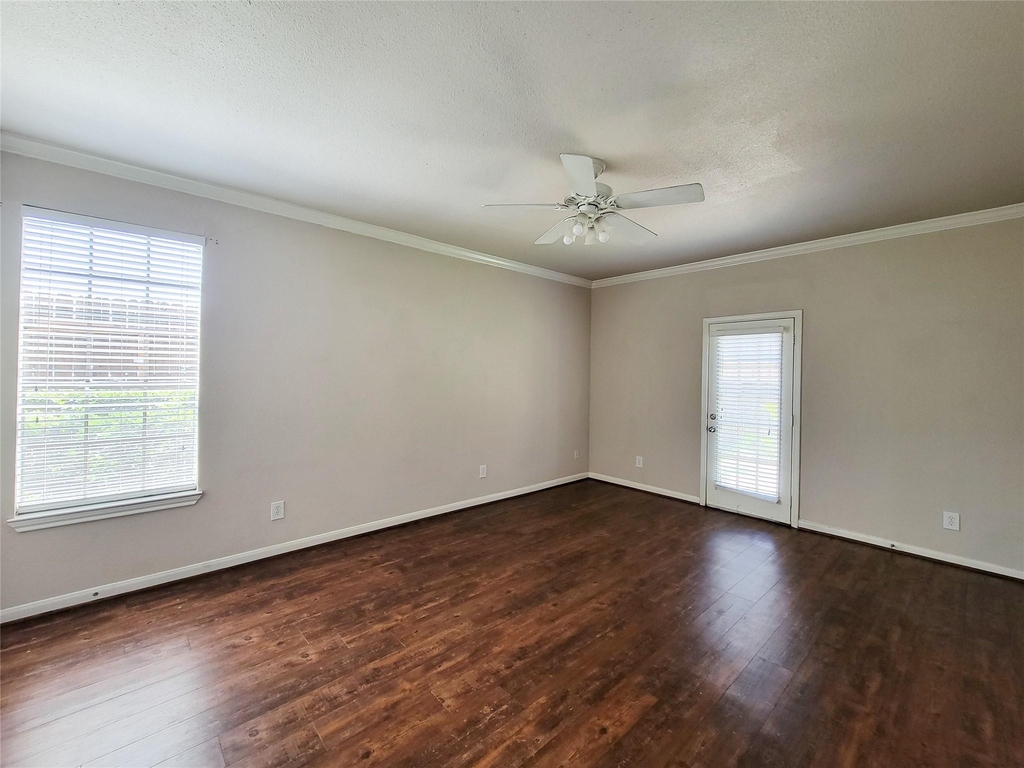 2255 Braeswood Park - Photo 23
